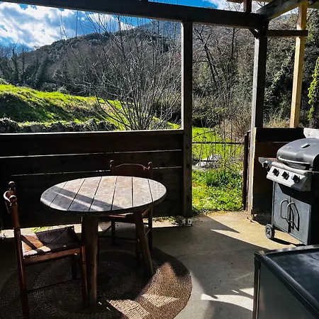 Cabane *